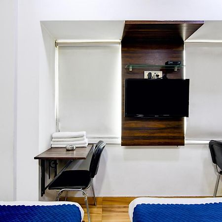 Hotel Q Inn Kalkuta Zewnętrze zdjęcie