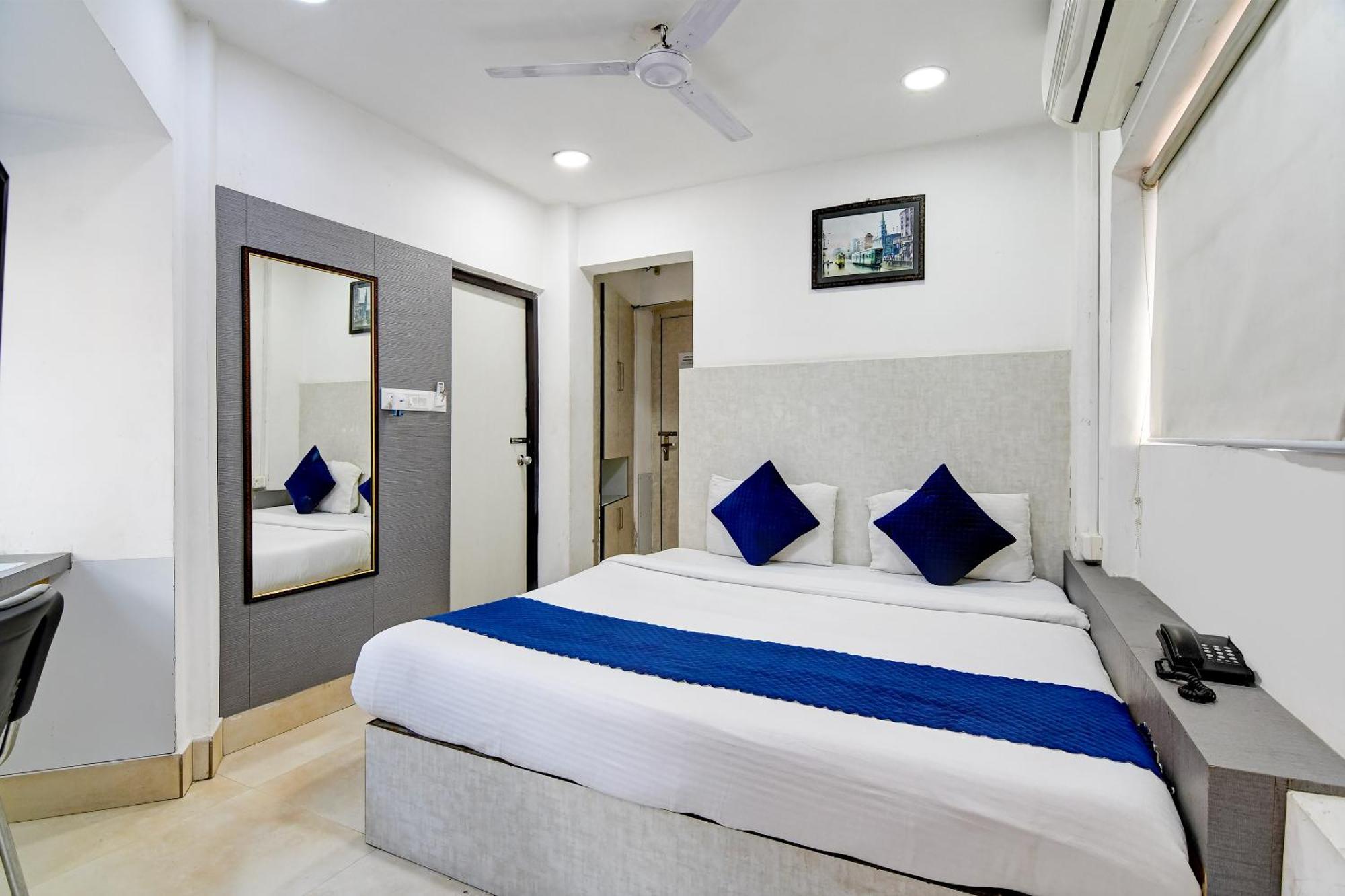 Hotel Q Inn Kalkuta Zewnętrze zdjęcie