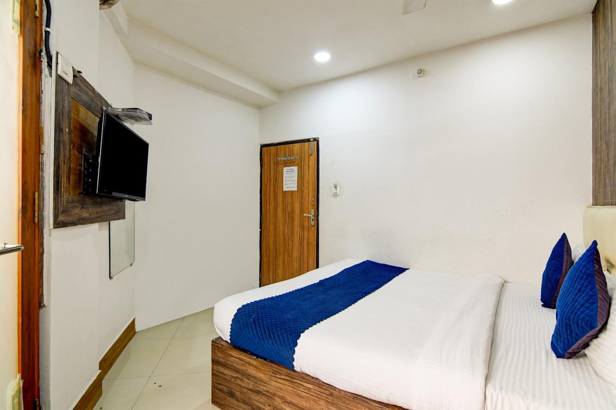 Hotel Q Inn Kalkuta Zewnętrze zdjęcie
