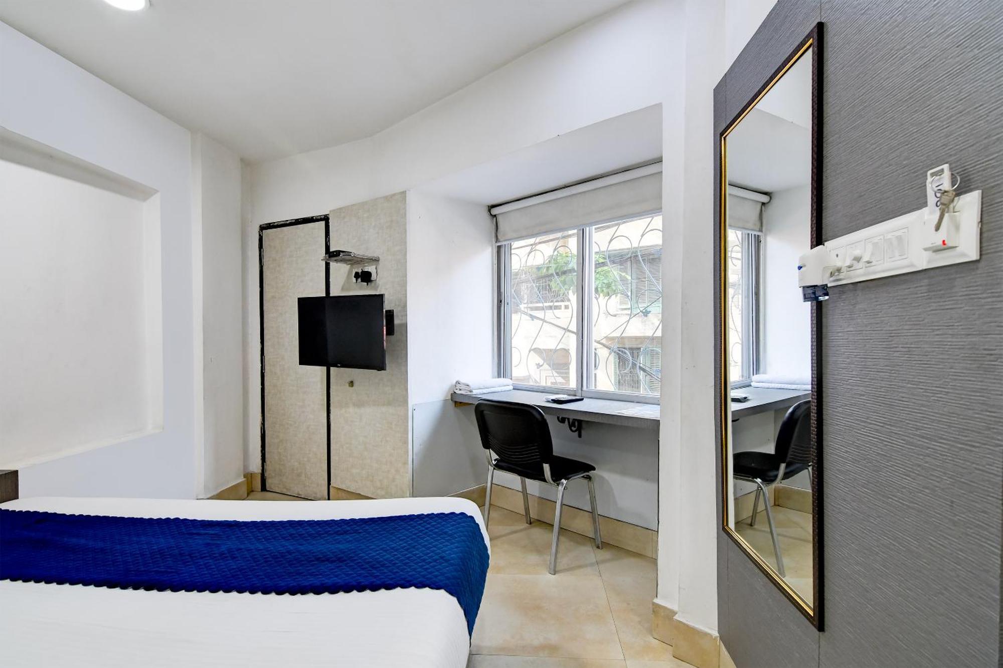 Hotel Q Inn Kalkuta Zewnętrze zdjęcie
