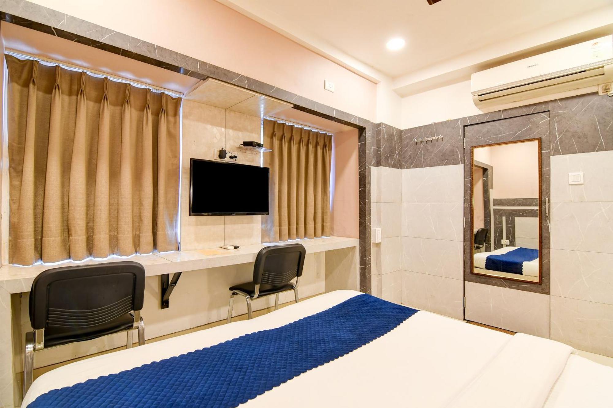 Hotel Q Inn Kalkuta Zewnętrze zdjęcie
