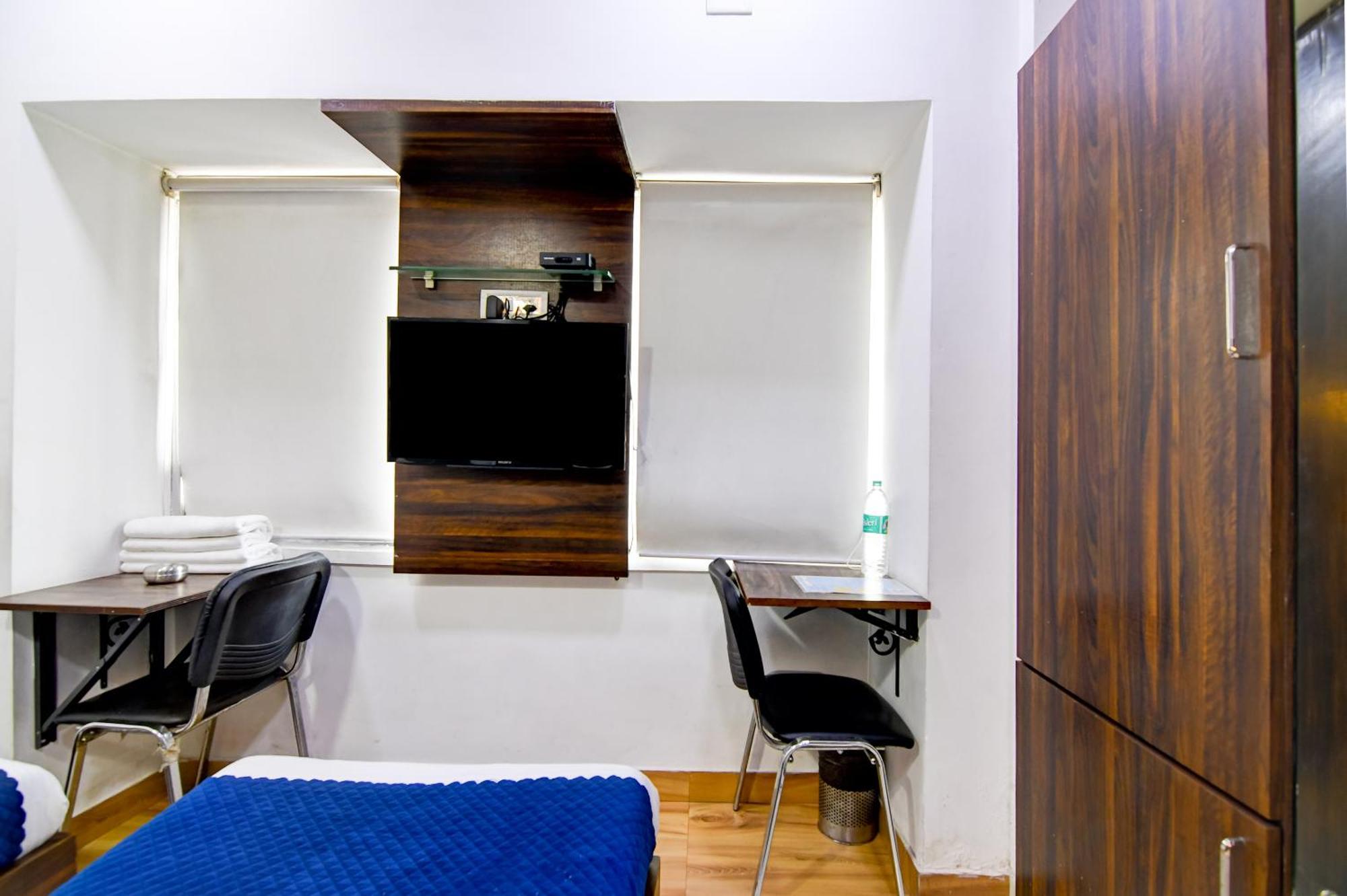 Hotel Q Inn Kalkuta Zewnętrze zdjęcie